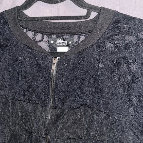 **REDUCED*** Abby Dawn Short Bolero Jacket lace zip up - Picture 2 of 6